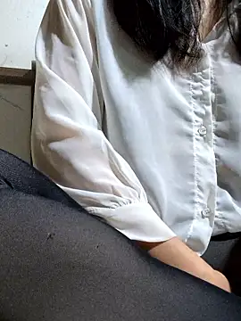 Maria2299 Show in webcam