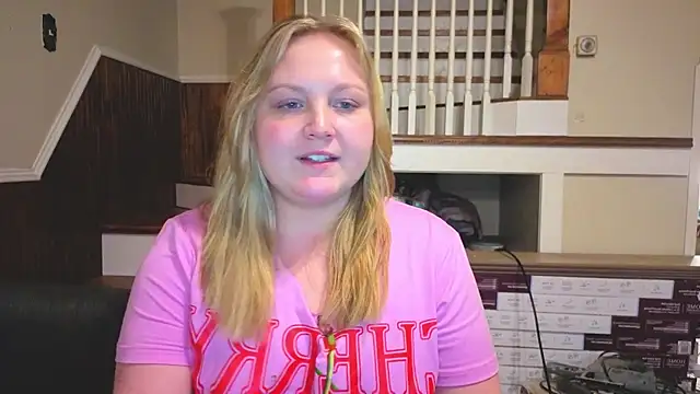 Chat XXX ao vivo de PhatAssBlond