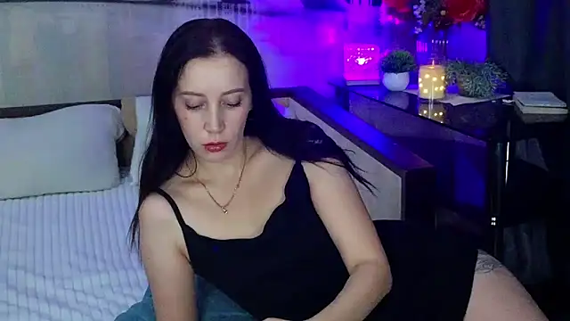 MonicaSweetxのライブXXXチャット