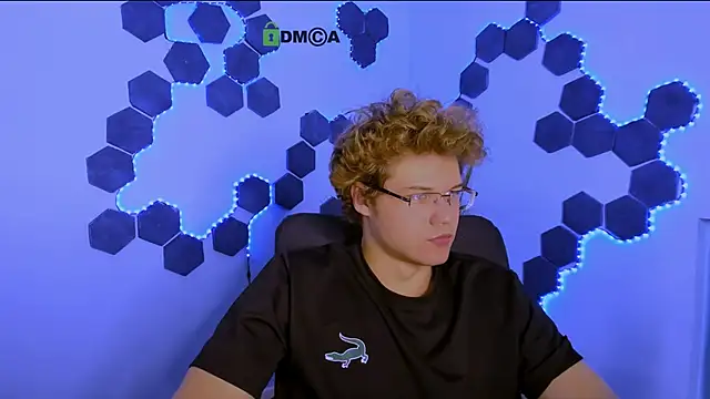 دردشة lucas_long_ الجنسية المباشرة