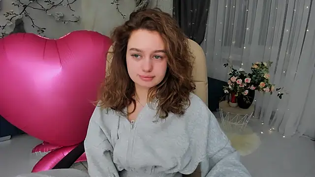 Онлайн чат XXX MiracleCurly