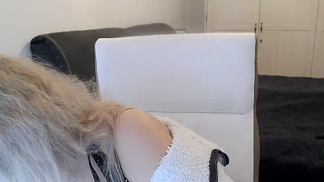 Chat +18 de SusiLifeXXX ao vivo