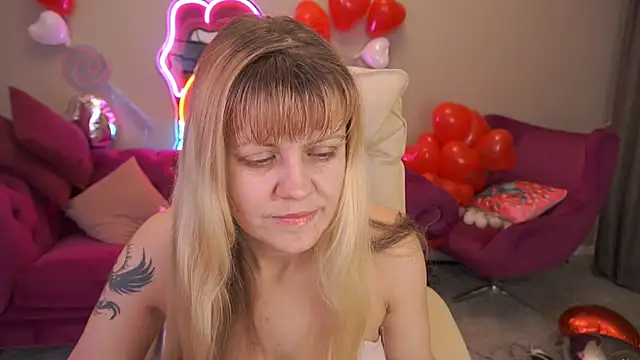 Živý XXX chat BellaLaPetit