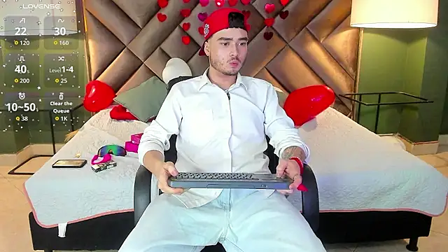 Salvattore_Muller Live XXX Chat