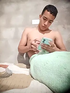 Show de Big-DickHot na webcam