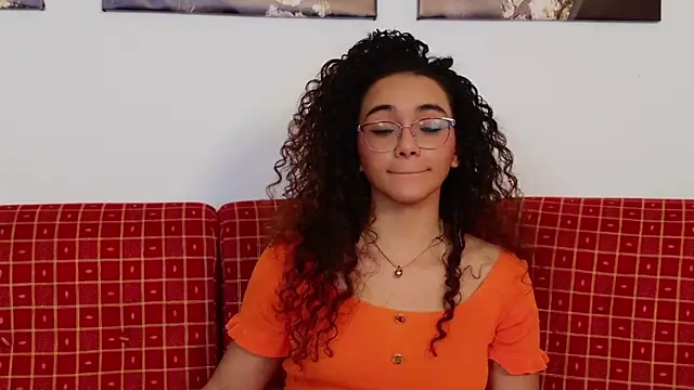 Chat +18 de Taylor_Tina ao vivo