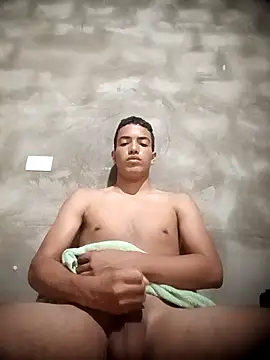 Big-DickHot: διαδικτυακό σόου στην κάμερα