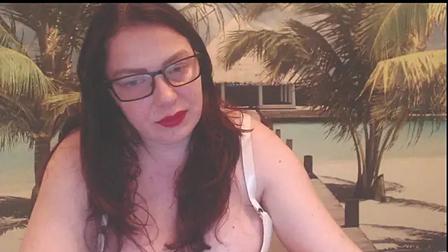 Queen__Natasha Live XXX-chat