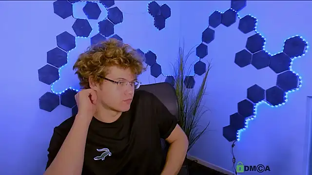 Онлайн чат XXX lucas_long_