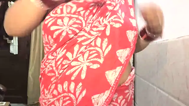 Dolly_Darling221's Live XXX Chat