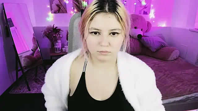XXX chat uživo modela DiaAngell