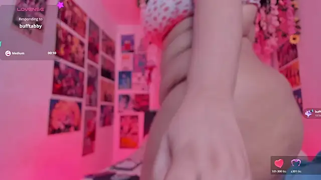 MissCurvyTop Live XXX Chat