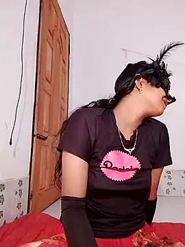 Sweetie_250 在線直播表演