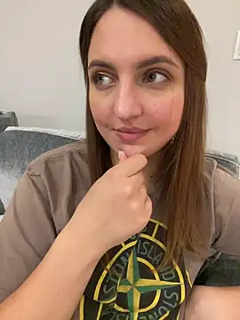 AliceDesmee Live XXX Chat