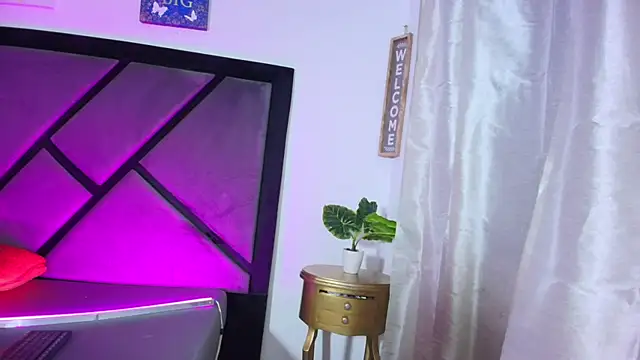 GabrielaDurann Adlı Modelin Canlı XXX Sohbeti