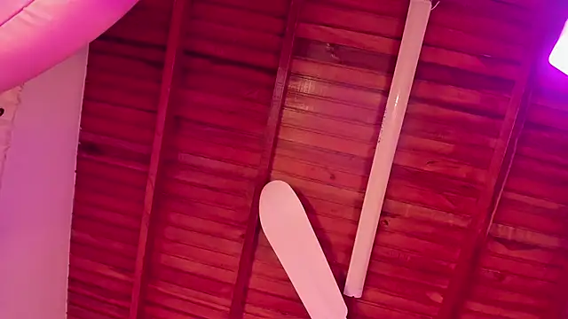 Gabby_Haze: онлайн-секс-чат