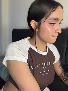 Chatroom XXX en direct de Isabella-Teen