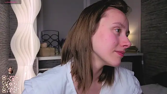 Pertunjukan Kamera Web EthalBuffkin