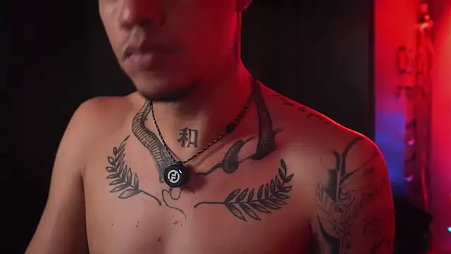 AlphaMasterXxx Live XXX-Chat