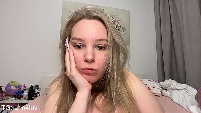 AIicaparkerc's Live XXX Chat