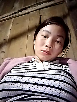 Ella-aa live XXX chat