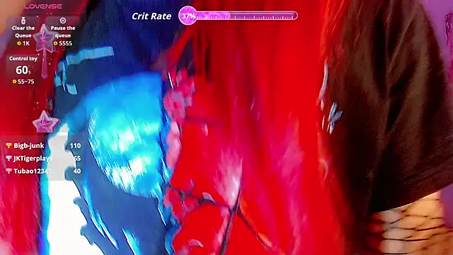 LeyXandrabraz: διαδικτυακό σόου στην κάμερα