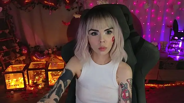 XXX chat uživo modela Kerry_Kirk