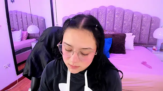 Amy_Ferreira's Live XXX Chat