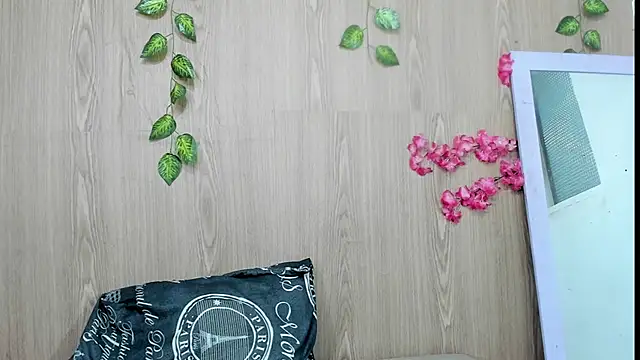 Chat XXX ao vivo de jenelotizz06