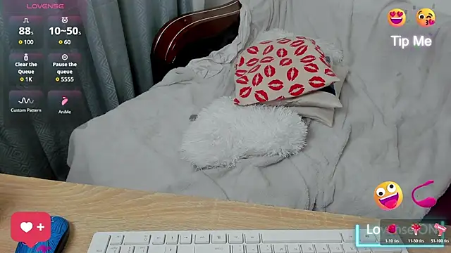 Chatroom XXX en direct de MiaKiittyy