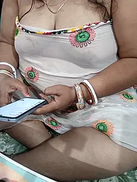 Kajal-585 live XXX chat