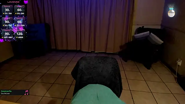 cee2nv live XXX chat