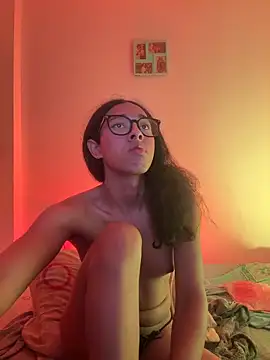 mariana_doll2 – Kamerová šou