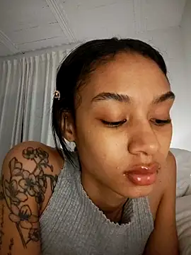 Онлайн чат XXX Leaberrry