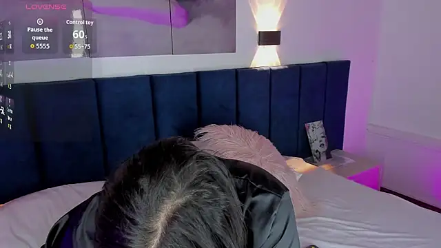 SharonLovee: онлайн-секс-чат