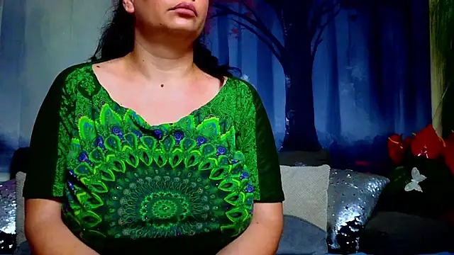 ElizabethEven live XXX chat