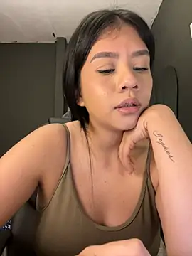 alhaana_ Show Webcam