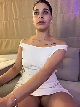 Leah_Honey26 Chat XXX in diretta