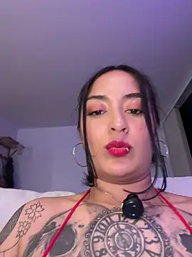 Rae_Lil_White webcam show