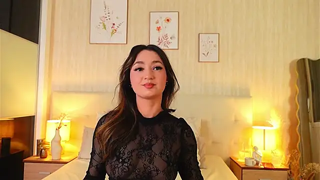 XXX chat uživo modela ZamphyraNightt