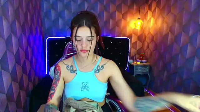 LiaHarryis লাইভ XXX চ্যাট