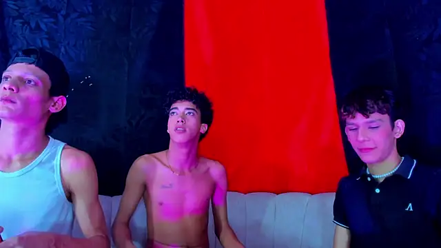 Pleasure_boys_hot Show Webcam