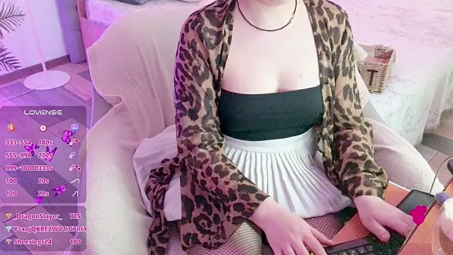 baby_debbie élő XXX-chatje