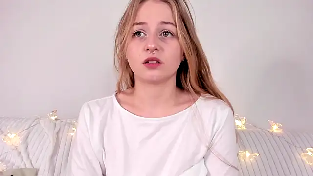 Chat +18 de MiaMews ao vivo