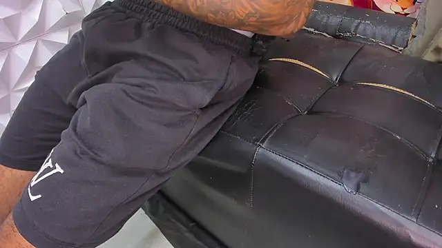 XXX chat uživo modela Grouphot_naugthy