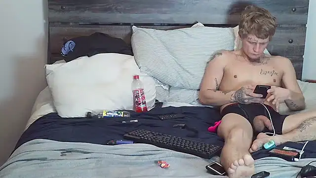 spazz247 Show in webcam