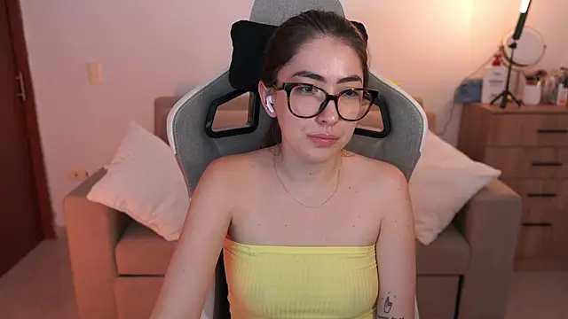 Chatroom XXX en direct de anyacutex