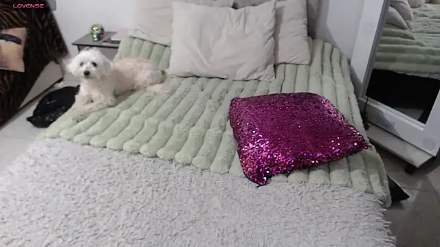 Chat XXX ao vivo de Myrnasexxx