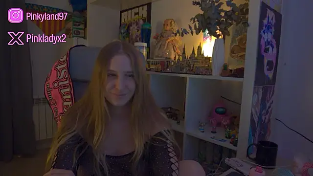 Pinkyladyxxx Chat XXX live