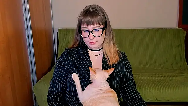 just_fucked777 élő XXX-chatje